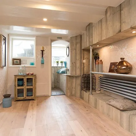 Oud-West Apartments - Da Costa Area 아파트 암스테르담